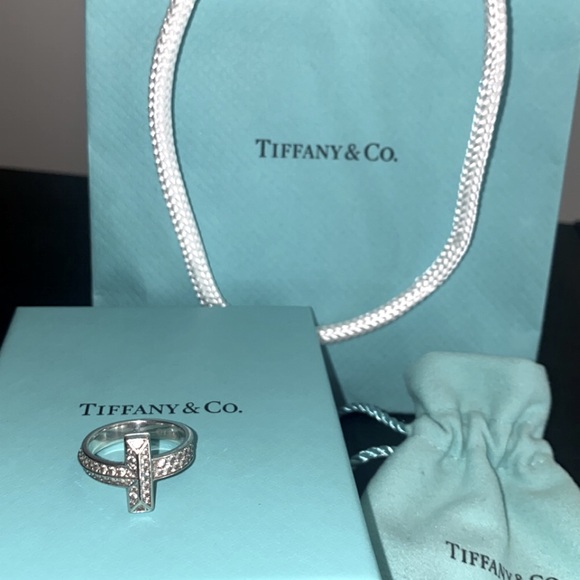 T1 Tiffany T Tiffany & Co. Ring White Gold - Picture 6 of 6